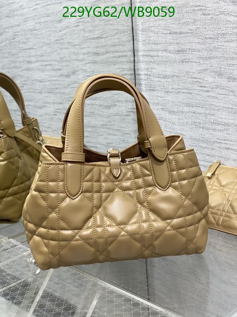 Dior-Bag-Mirror Quality Code: WB9059 $: 229USD