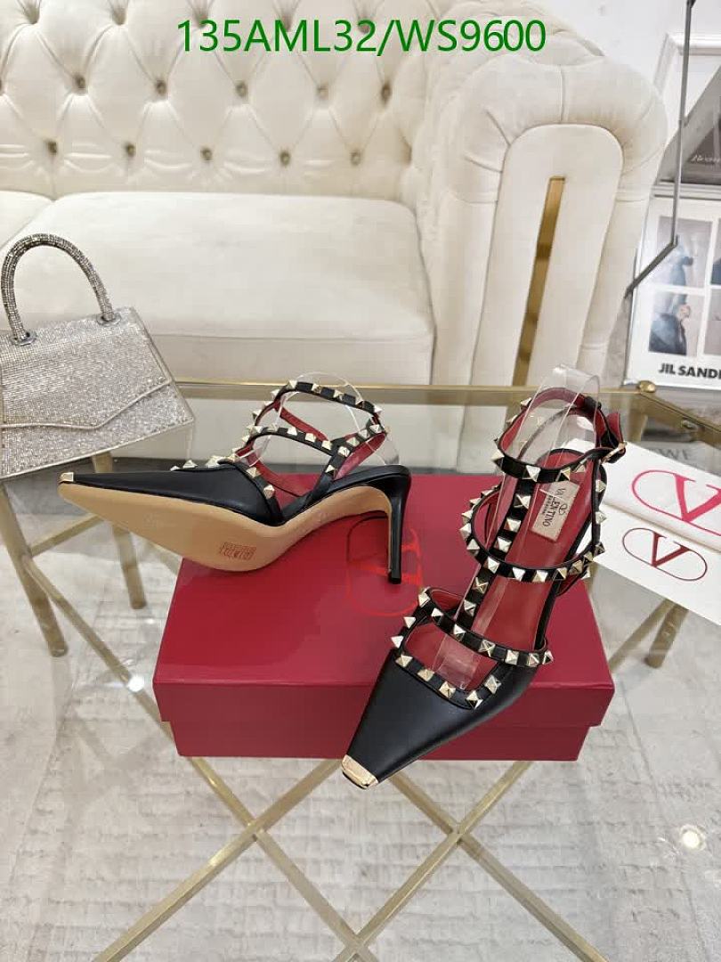 Valentino-Women Shoes Code: WS9600 $: 135USD