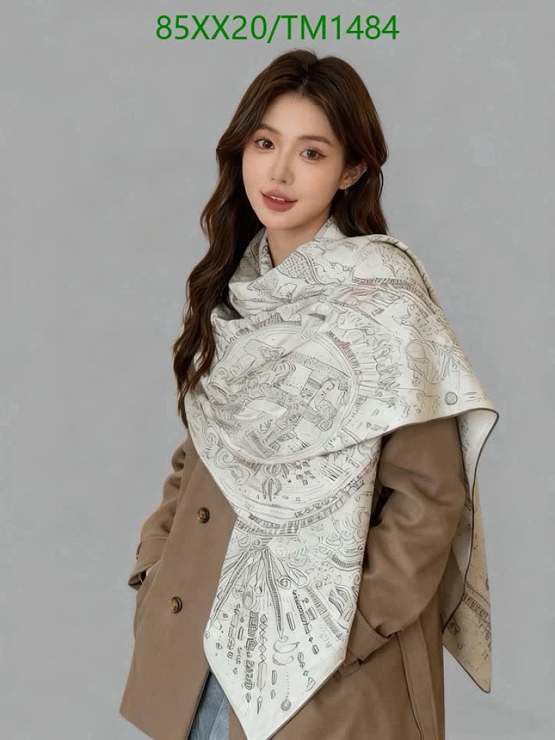 Hermes-Scarf Code: TM1484 $: 85USD