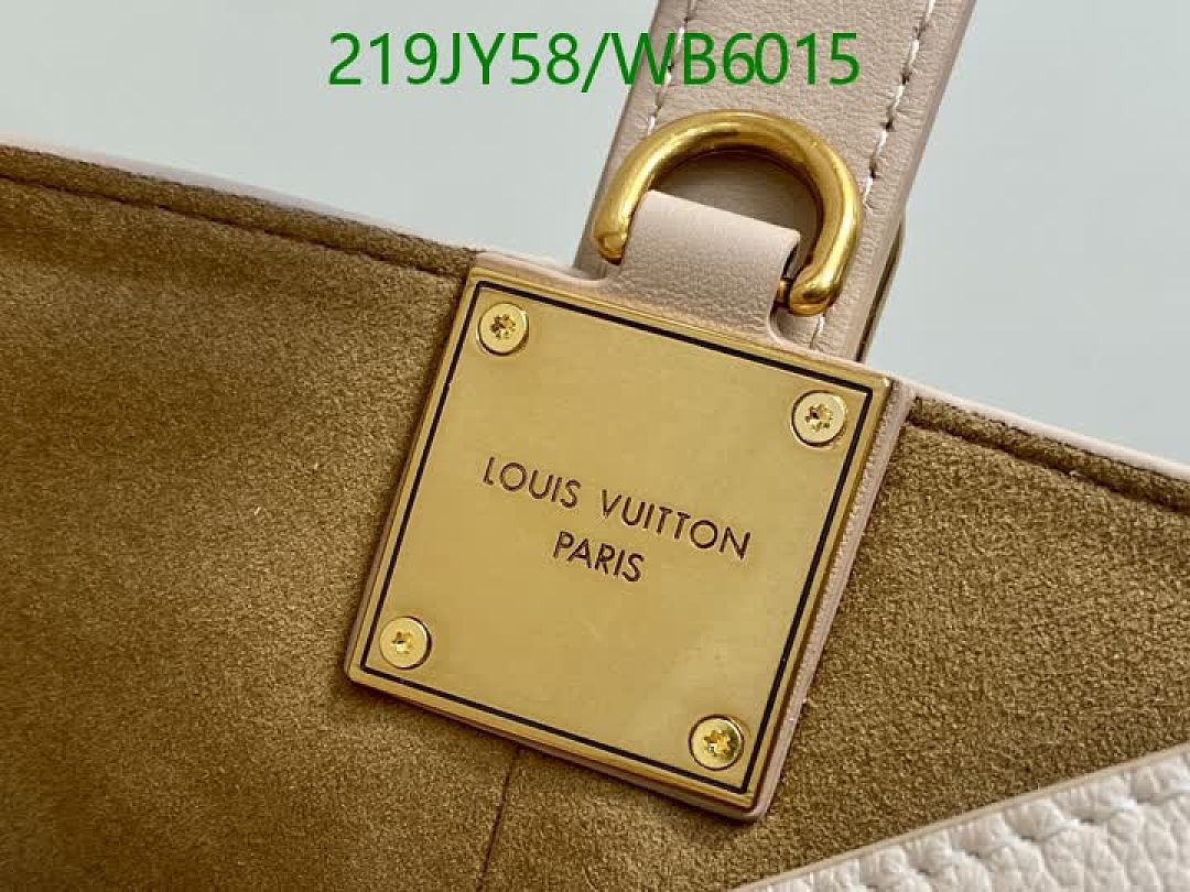 LV-Bag-Mirror Quality Code: WB6015 $: 219USD
