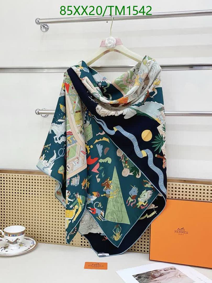 Hermes-Scarf Code: TM1542 $: 85USD