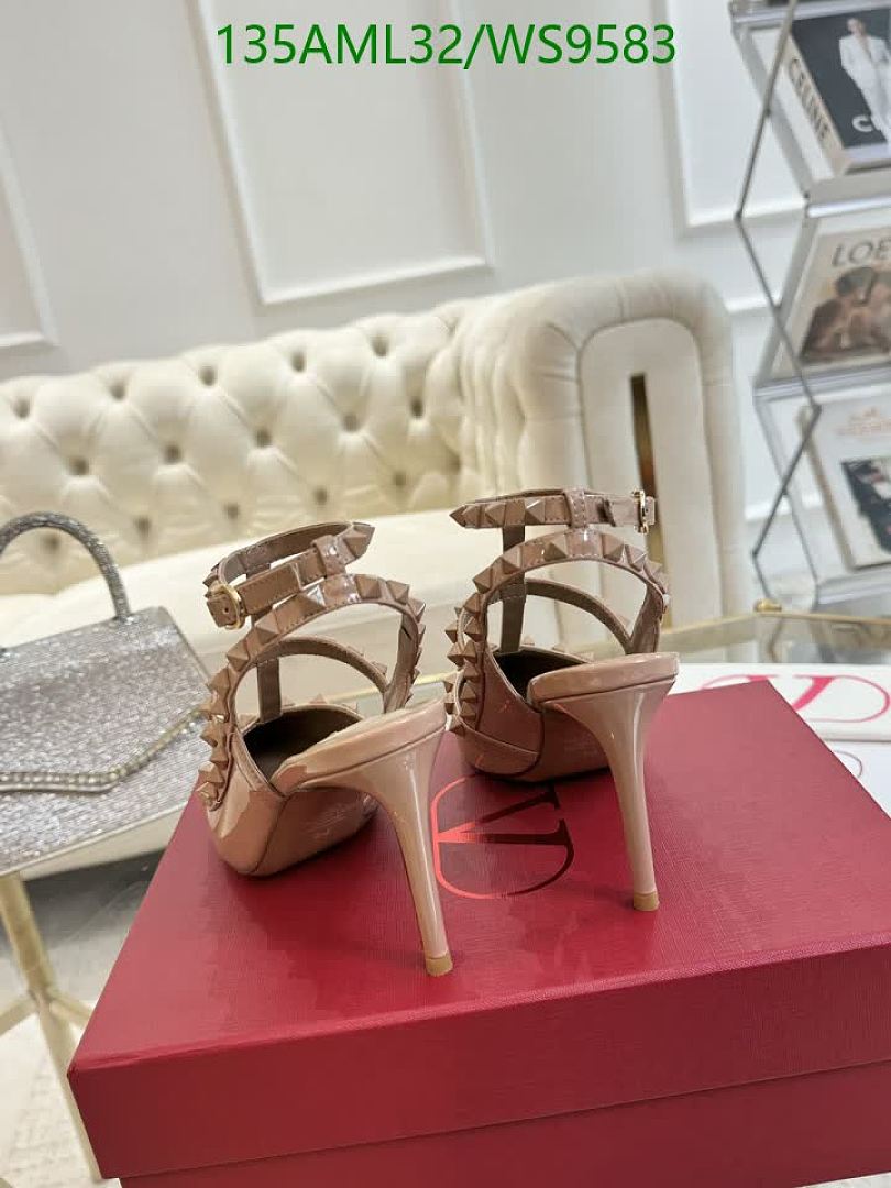 Valentino-Women Shoes Code: WS9583 $: 135USD