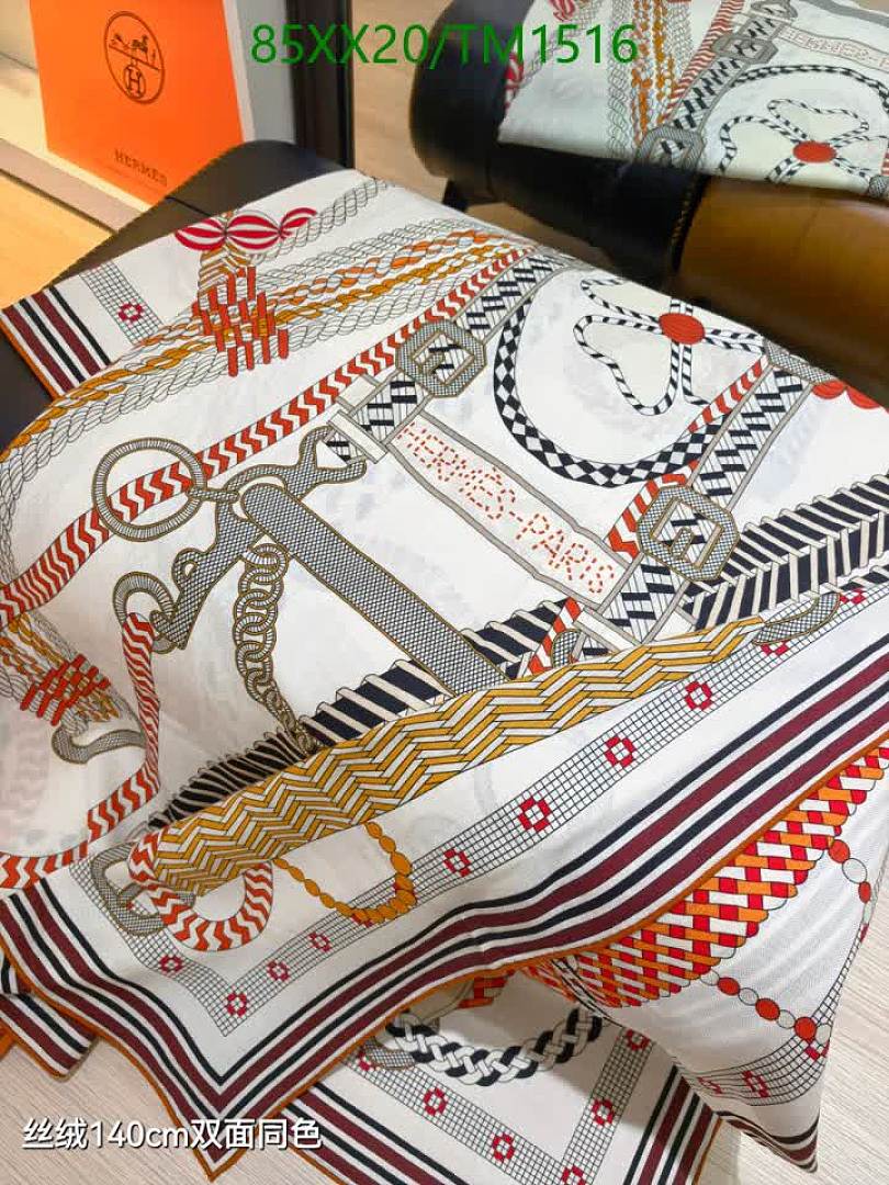 Hermes-Scarf Code: TM1516 $: 85USD