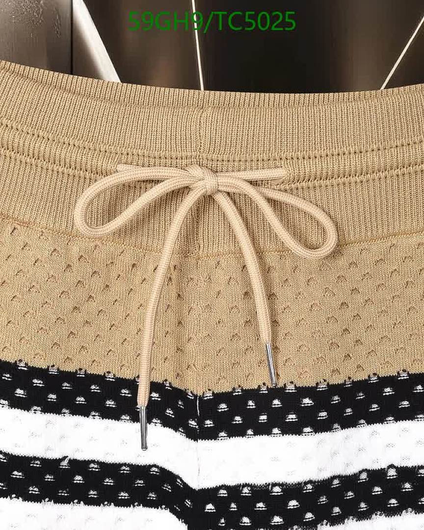 Burberry-Clothing Code: TC5025 $: 59USD