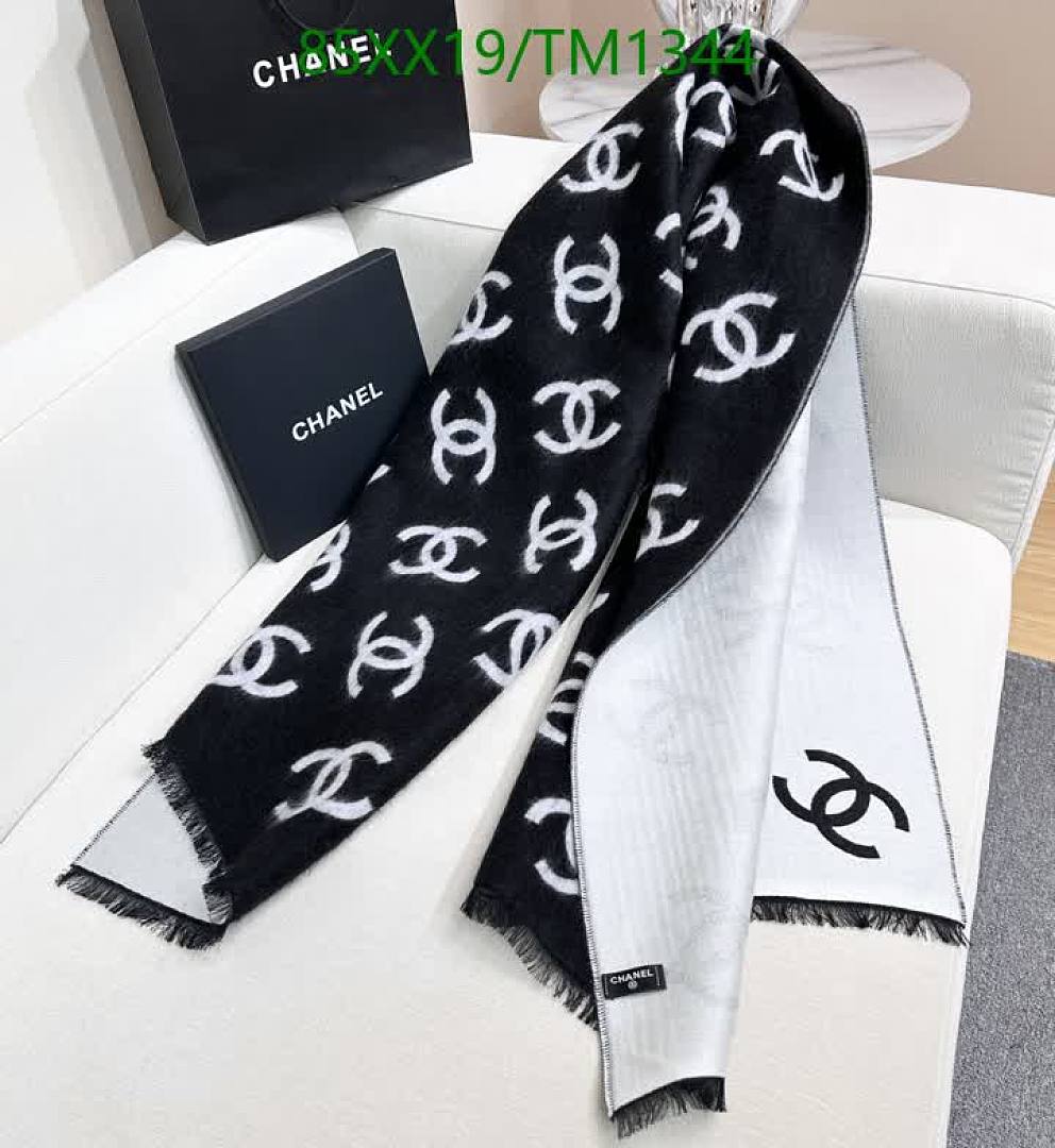 Chanel-Scarf Code: TM1344 $: 85USD