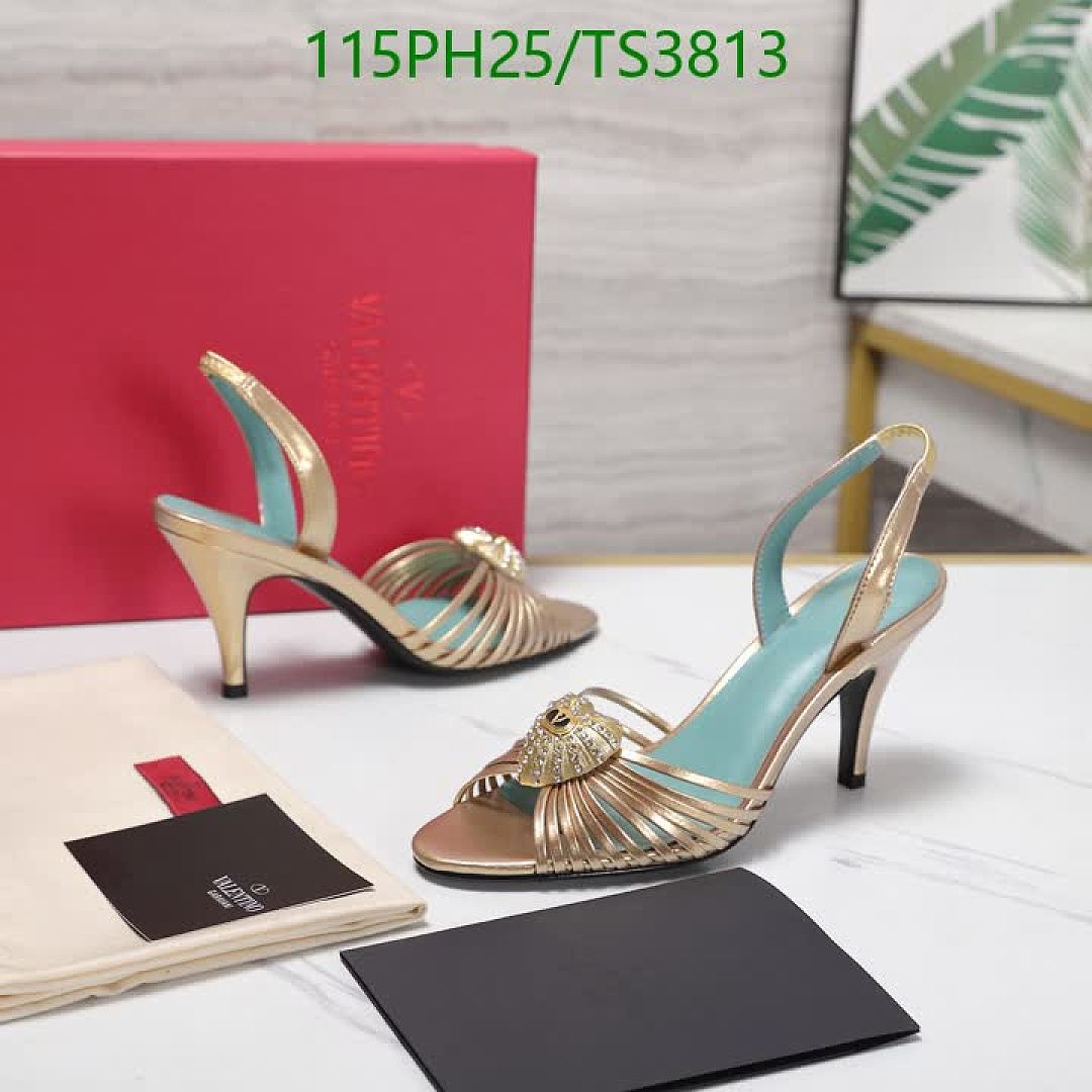Valentino-Women Shoes Code: TS3813 $: 115USD