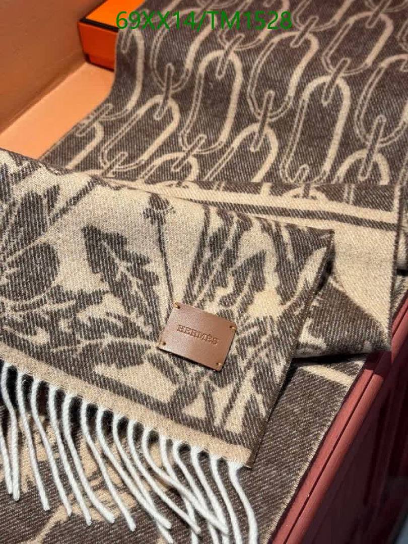 Hermes-Scarf Code: TM1528 $: 69USD