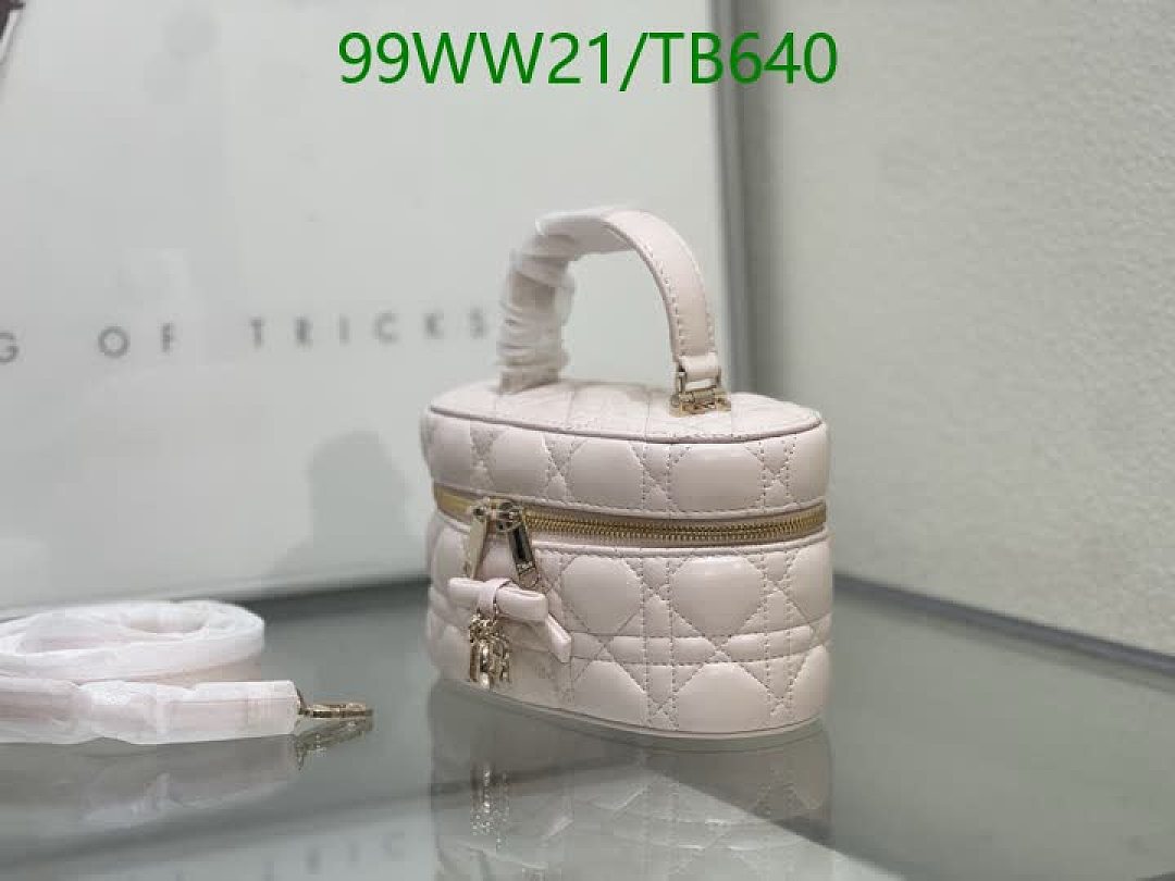 Dior-Bag-4A Quality Code: TB640 $: 99USD