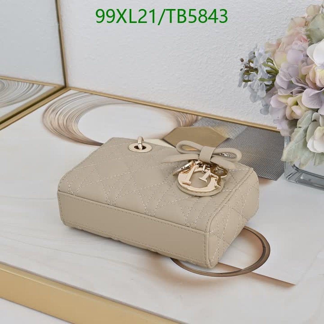 Dior-Bag-4A Quality Code: TB5843 $: 99USD
