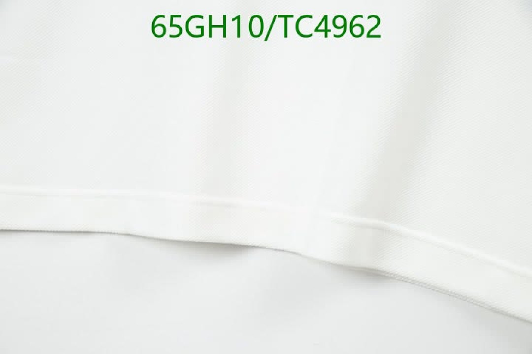 Burberry-Clothing Code: TC4962 $: 65USD