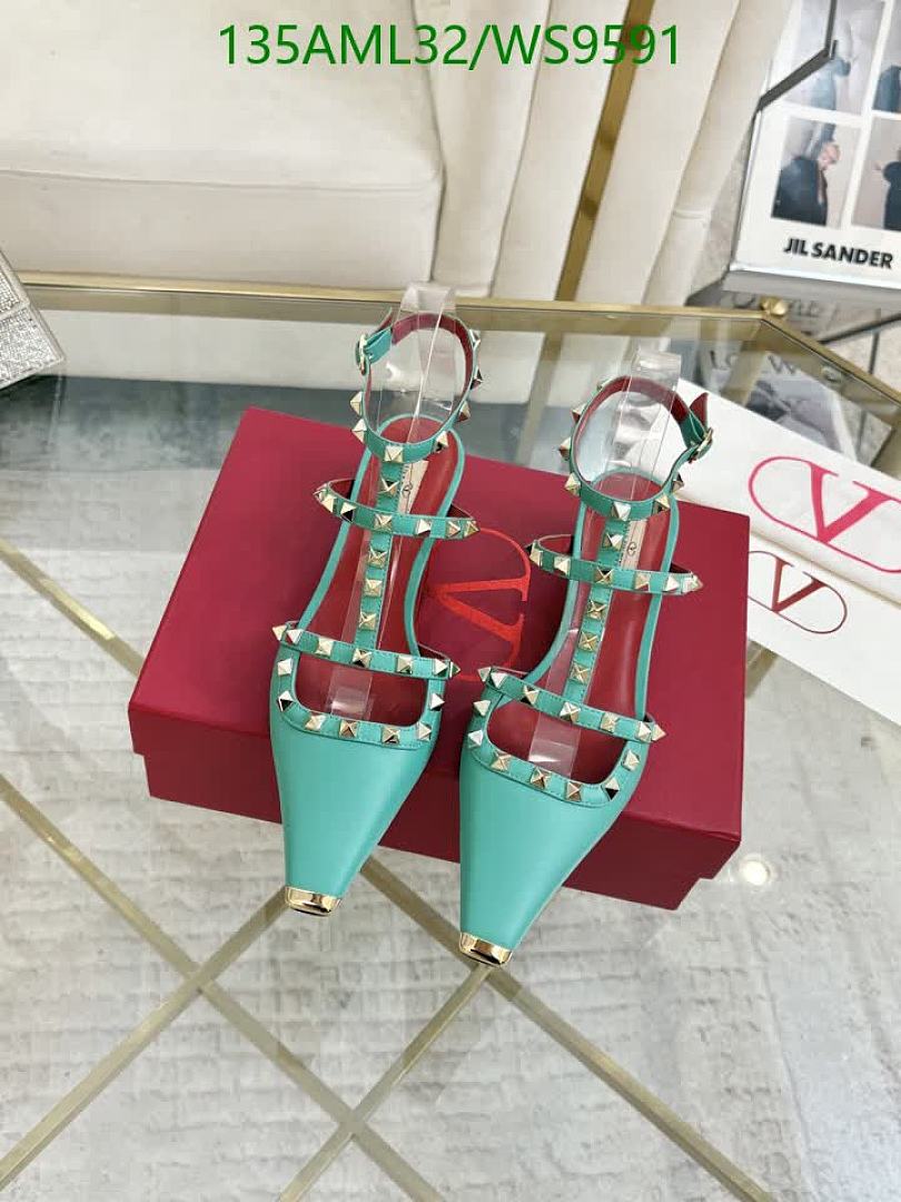 Valentino-Women Shoes Code: WS9591 $: 135USD