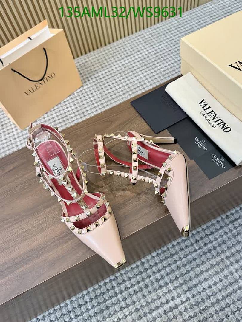 Valentino-Women Shoes Code: WS9631 $: 135USD