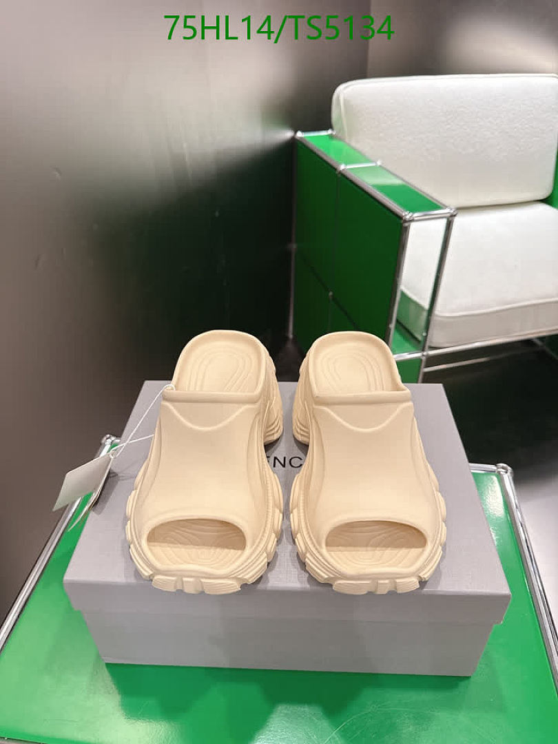 Balenciaga-Women Shoes Code: TS5134 $: 75USD