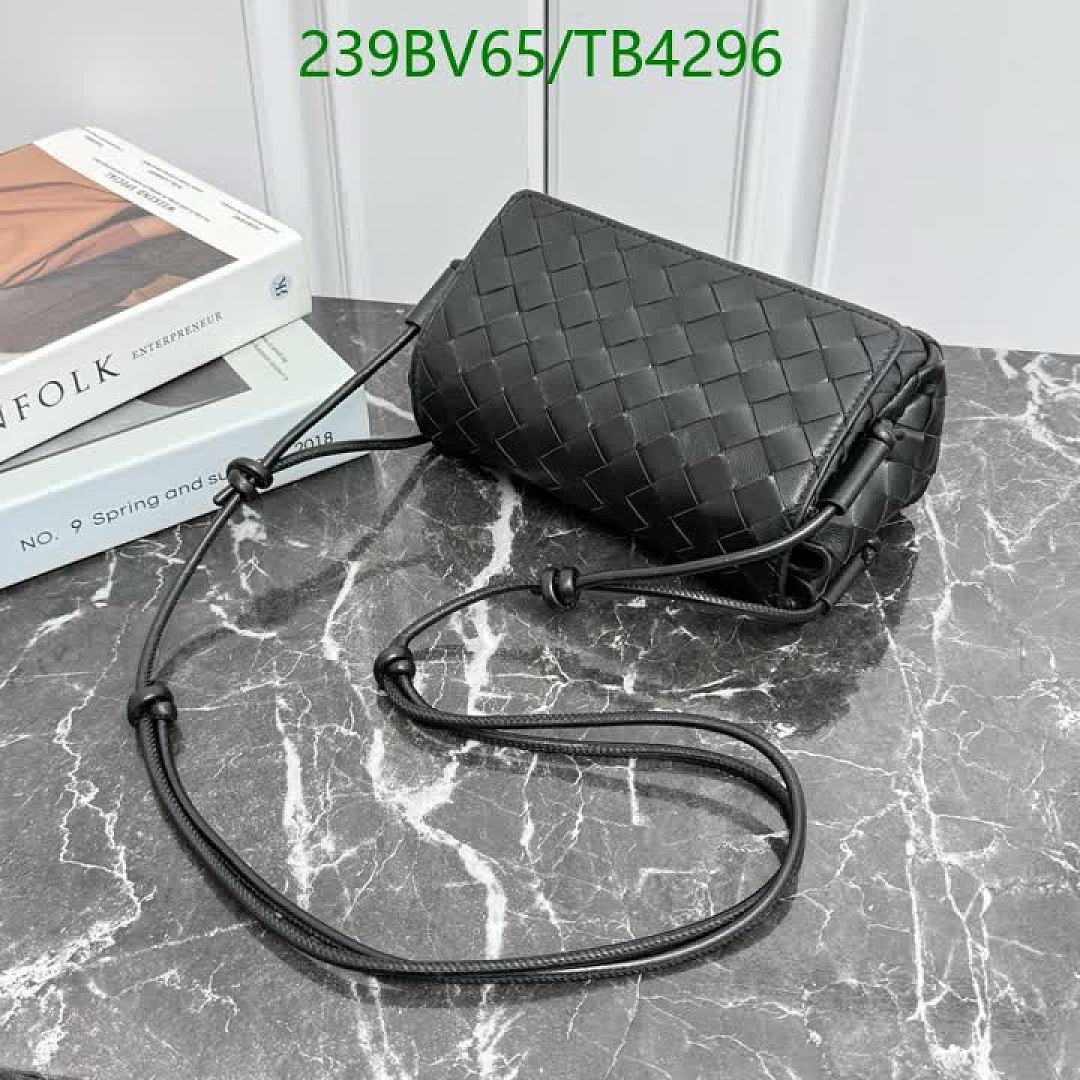 BV-Bag-Mirror Quality Code: TB4296 $: 239USD
