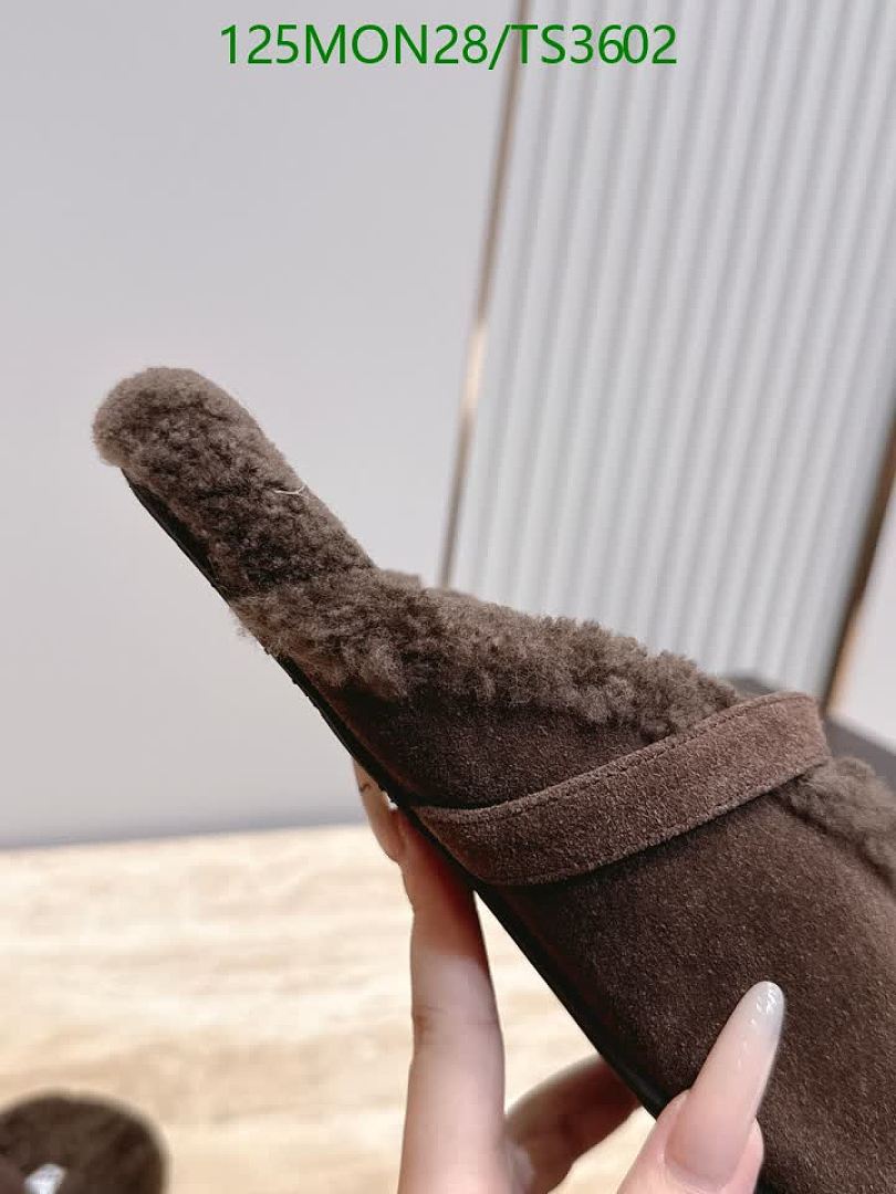 Alaia-Women Shoes Code: TS3602 $: 125USD
