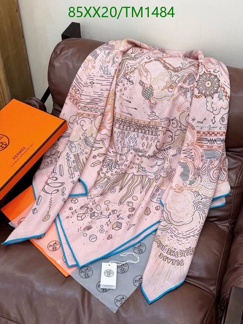 Hermes-Scarf Code: TM1484 $: 85USD