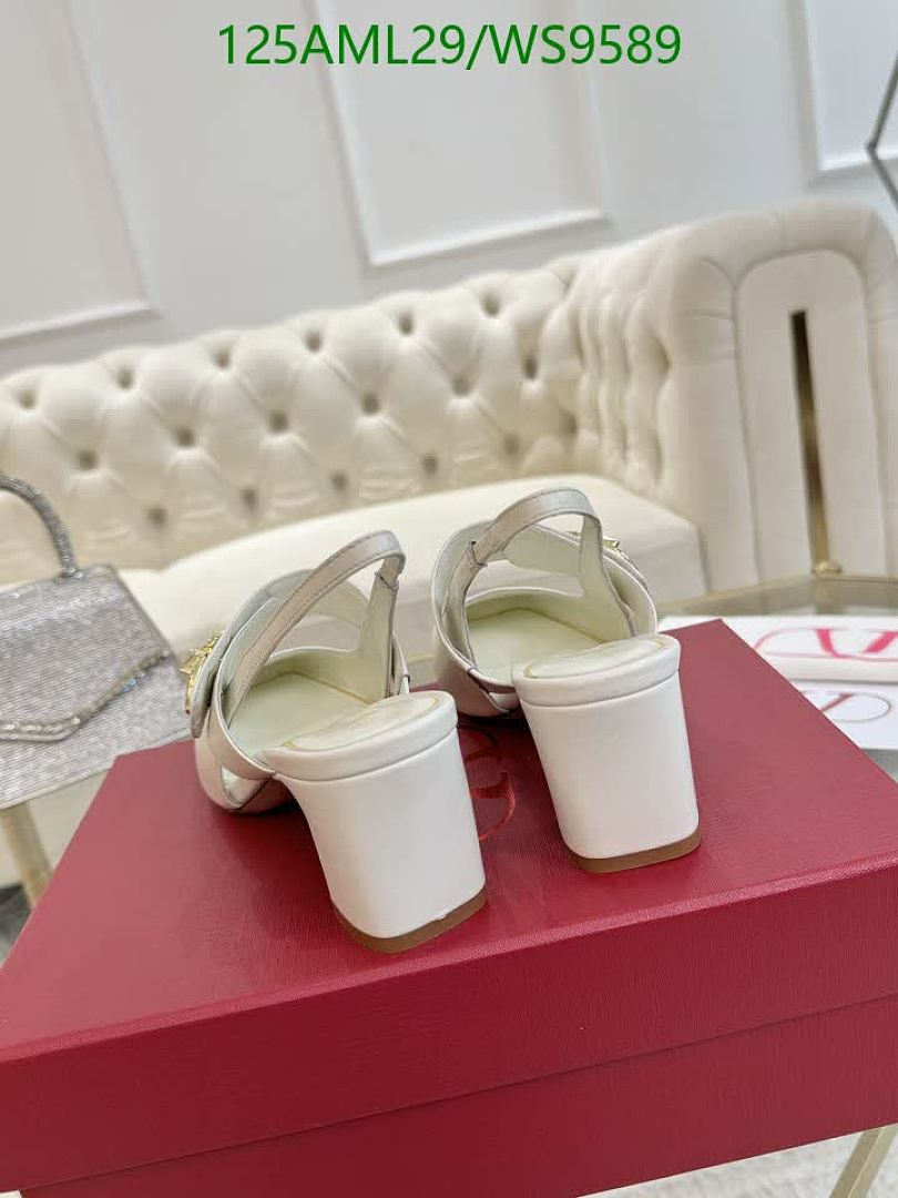 Valentino-Women Shoes Code: WS9589 $: 125USD