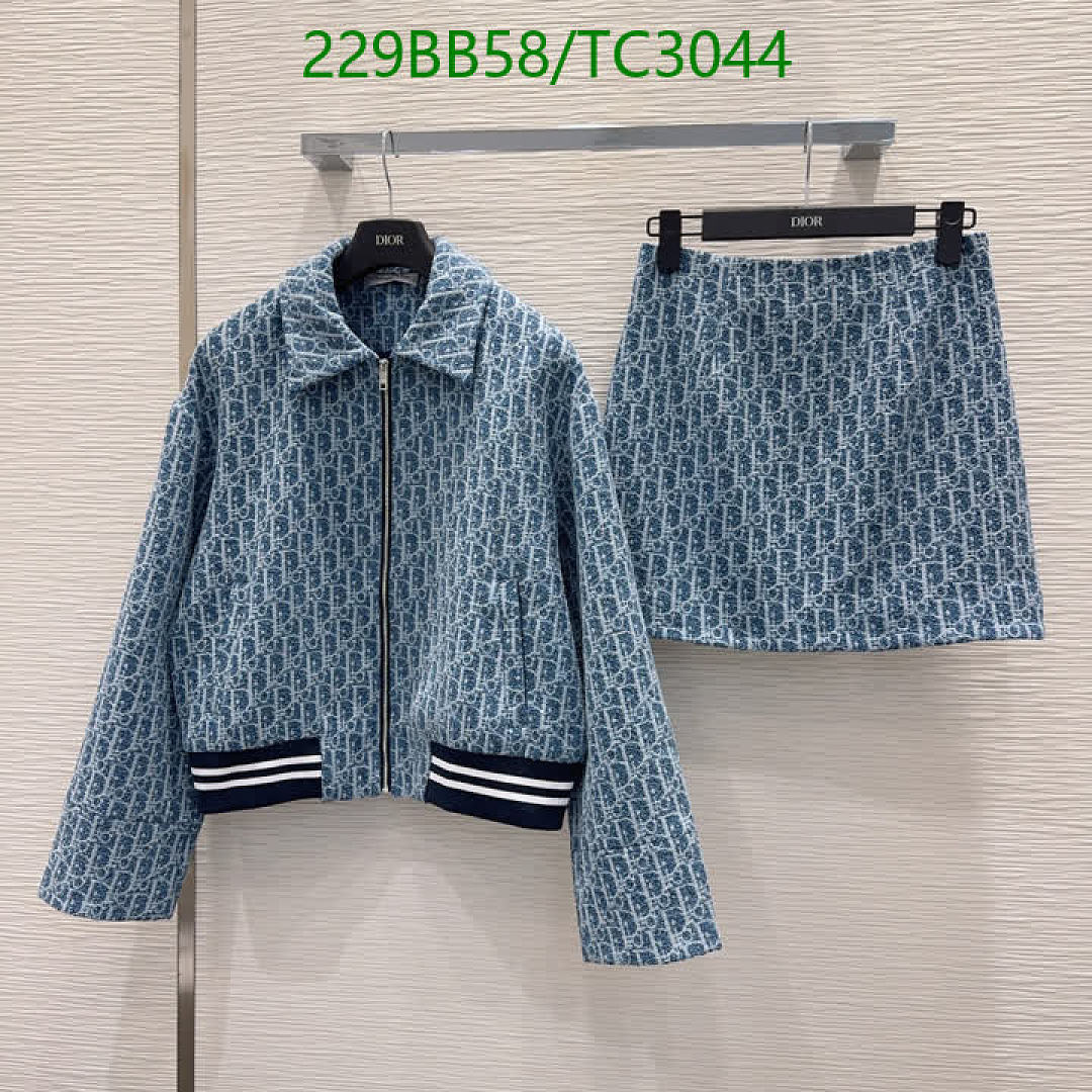 LV-Clothing Code: TC3044 $: 229USD