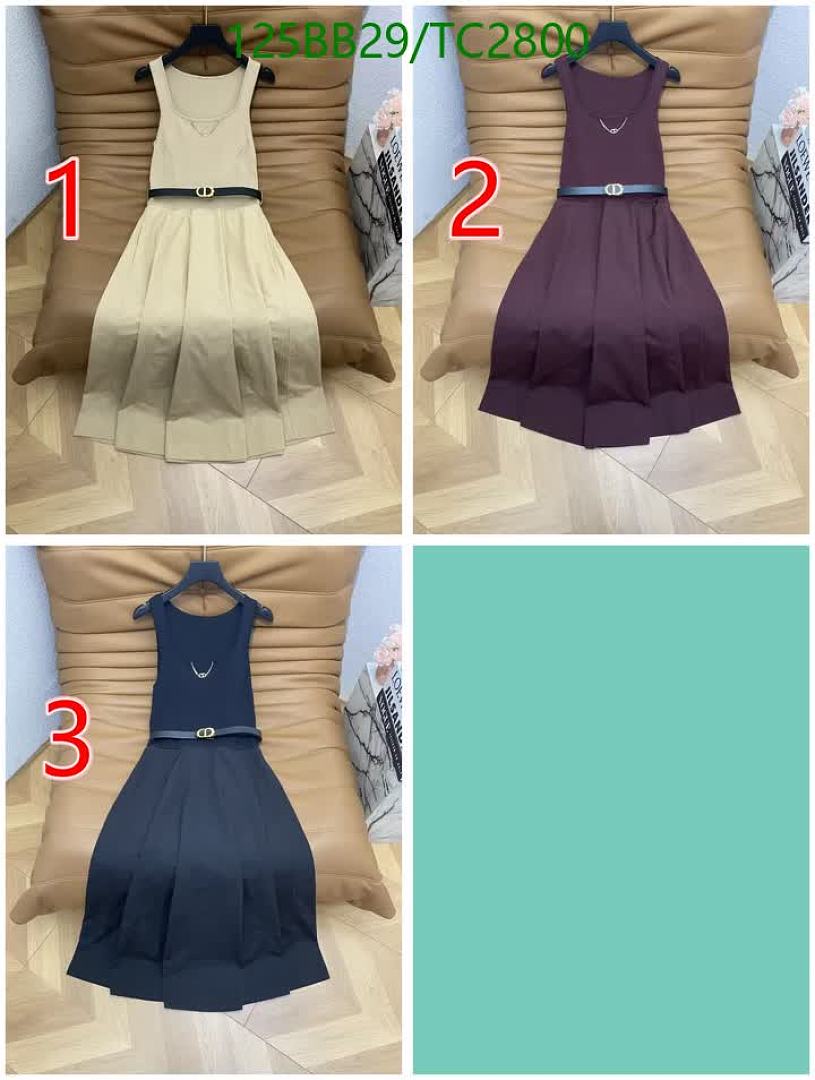 Dior-Clothing Code: TC2800 $: 125USD