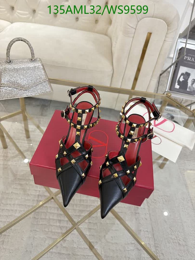 Valentino-Women Shoes Code: WS9599 $: 135USD