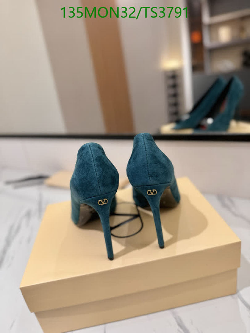 Valentino-Women Shoes Code: TS3791 $: 135USD