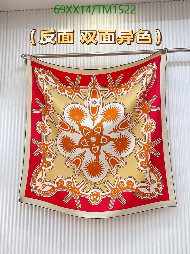 Hermes-Scarf Code: TM1522 $: 69USD