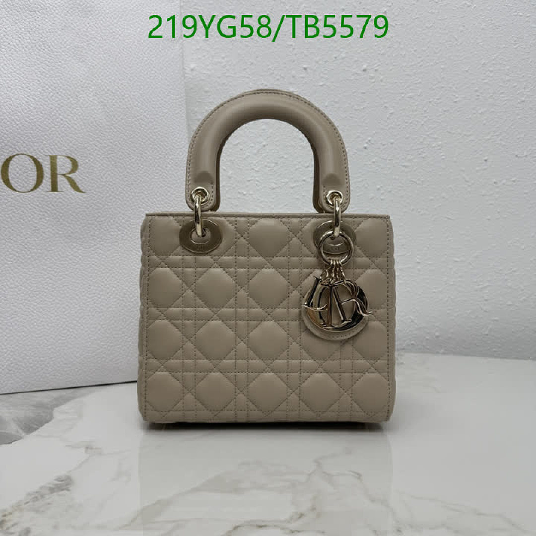 Dior-Bag-Mirror Quality Code: TB5579 $: 219USD