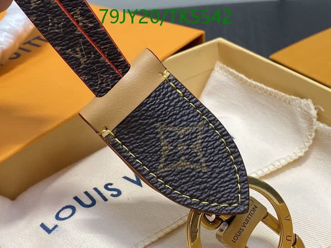 LV-Key pendant Code: TK5542 $: 79USD