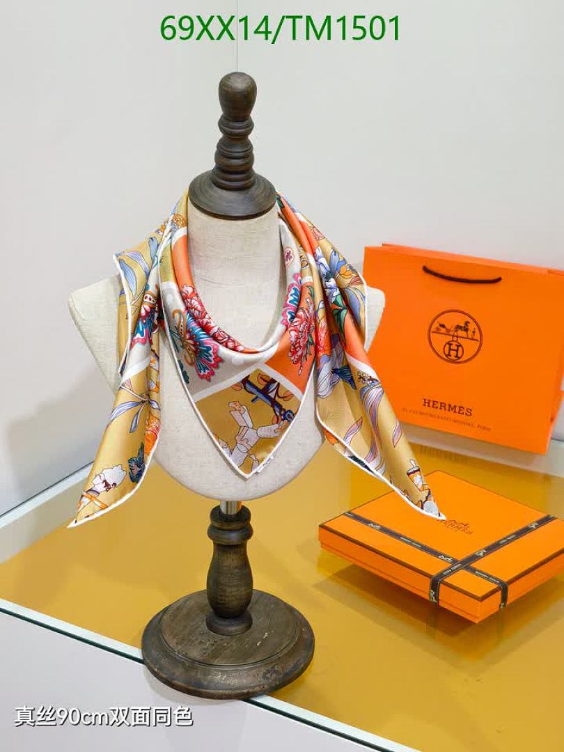 Hermes-Scarf Code: TM1501 $: 69USD