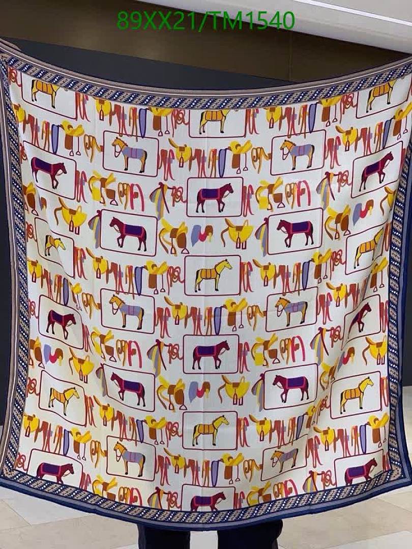 Hermes-Scarf Code: TM1540 $: 89USD
