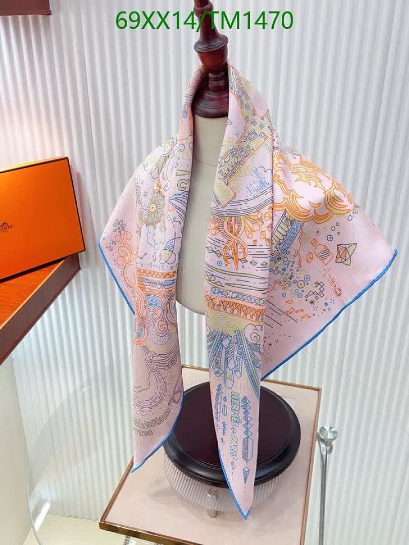 Hermes-Scarf Code: TM1470 $: 69USD
