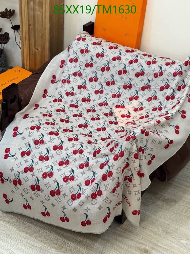 LV-Scarf Code: TM1630 $: 85USD