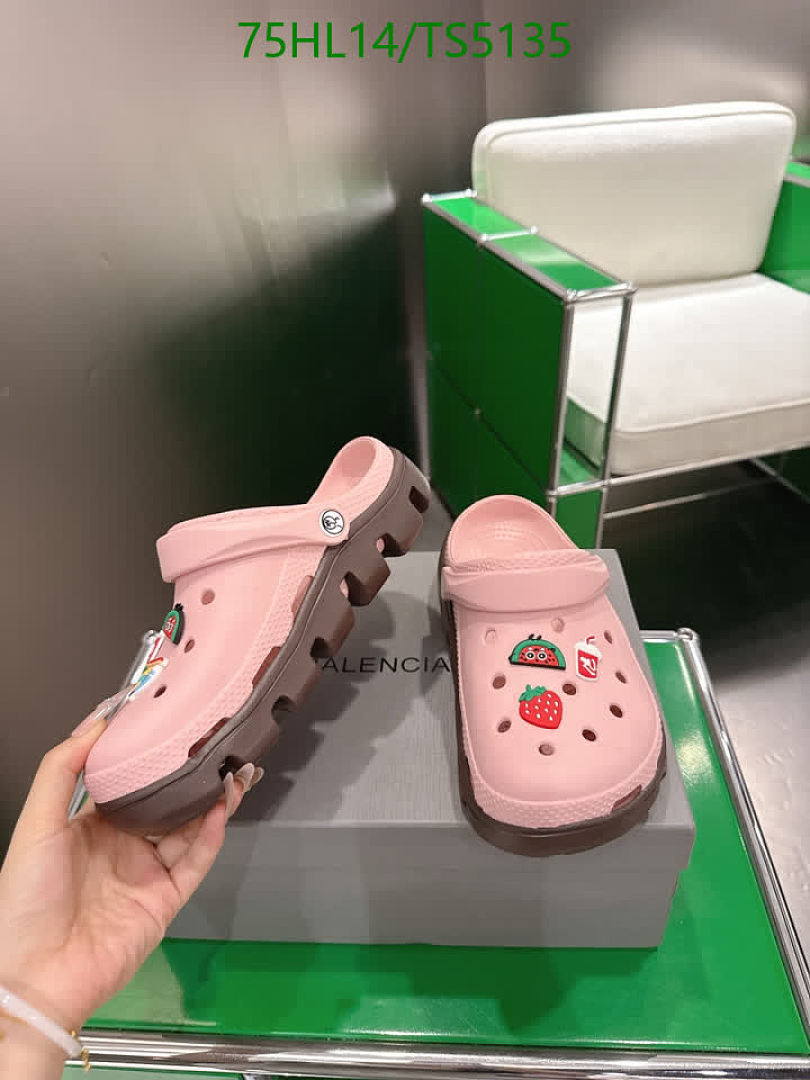 Balenciaga-Women Shoes Code: TS5135 $: 75USD