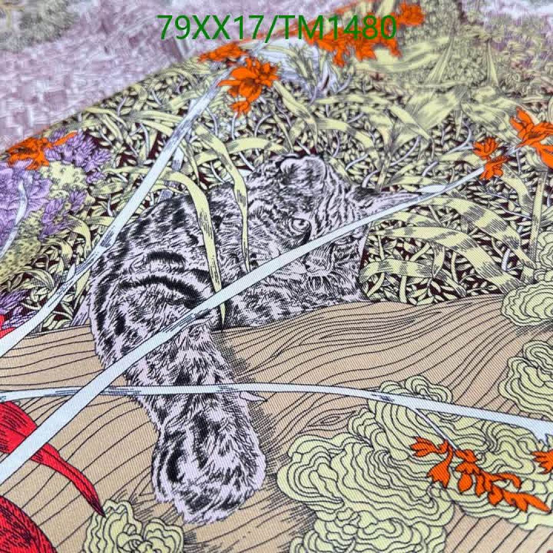 Hermes-Scarf Code: TM1480 $: 79USD