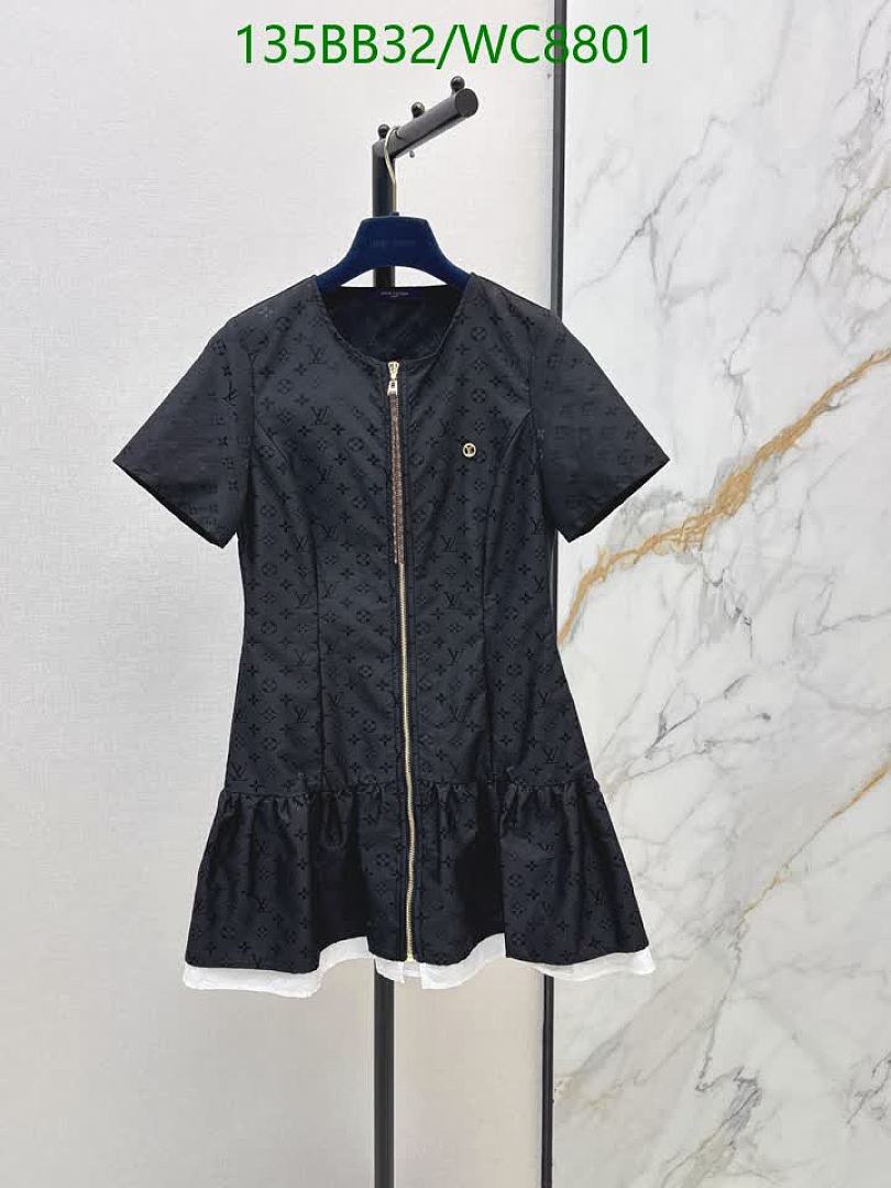 LV-Clothing Code: WC8801 $: 135USD