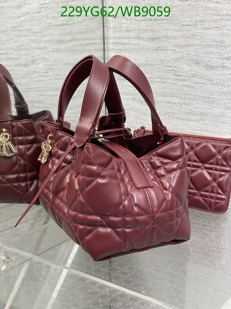 Dior-Bag-Mirror Quality Code: WB9059 $: 229USD