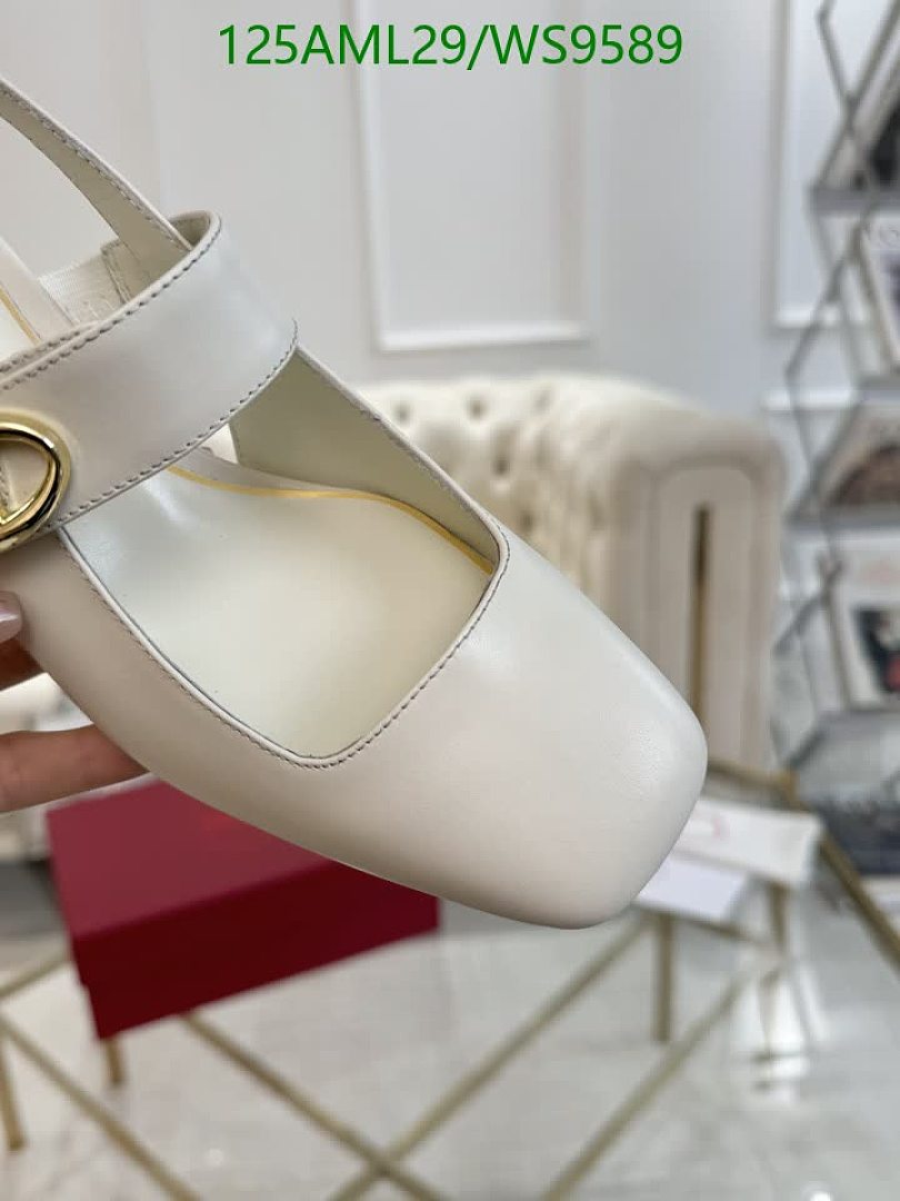 Valentino-Women Shoes Code: WS9589 $: 125USD