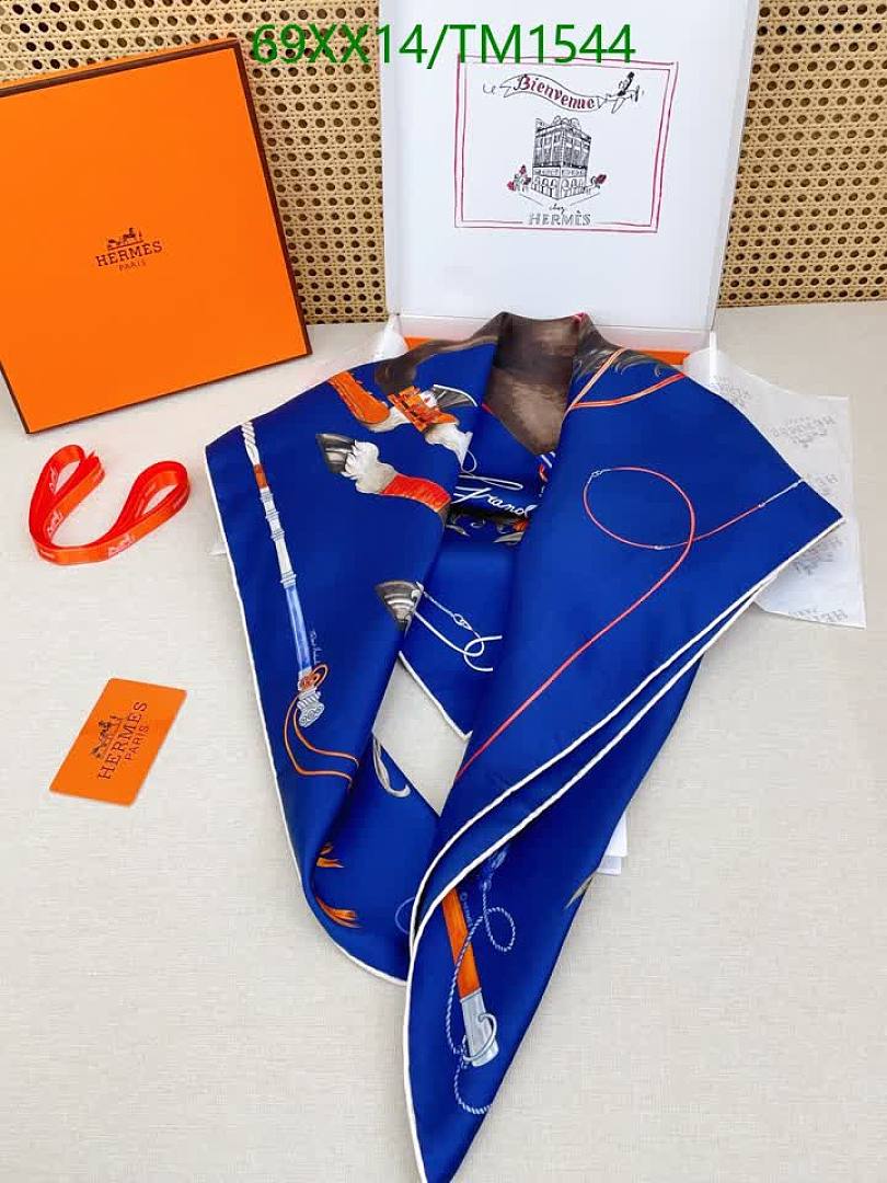 Hermes-Scarf Code: TM1544 $: 69USD