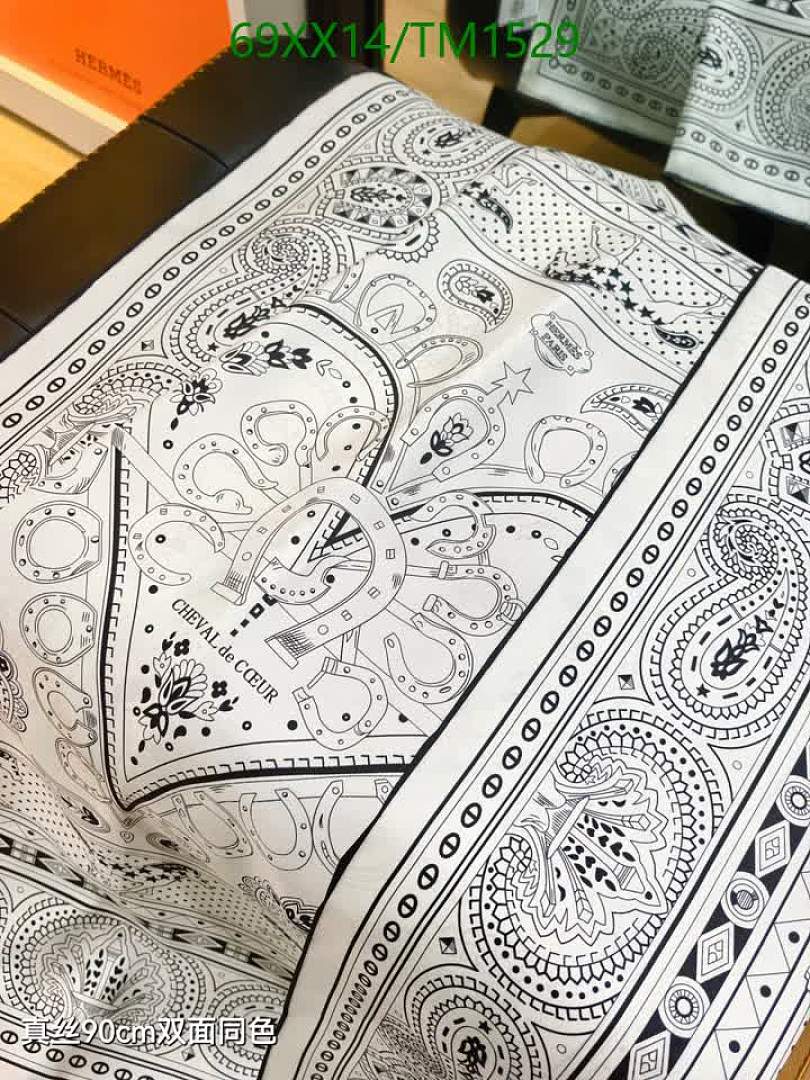 Hermes-Scarf Code: TM1529 $: 69USD