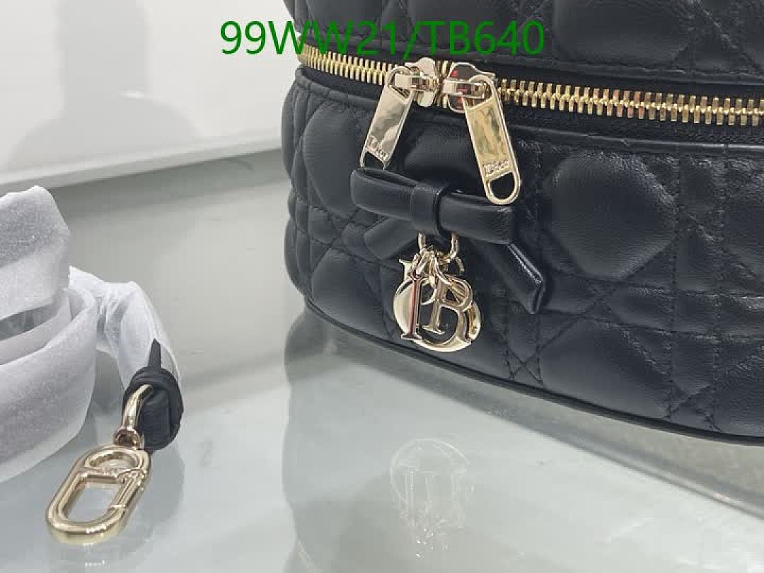 Dior-Bag-4A Quality Code: TB640 $: 99USD