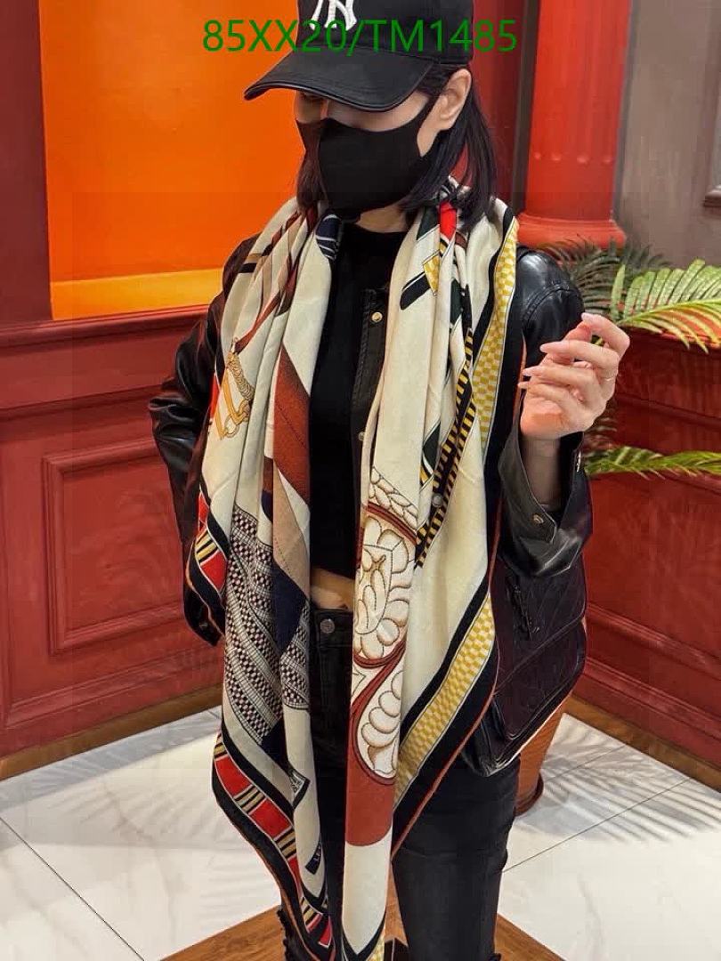 Hermes-Scarf Code: TM1485 $: 85USD