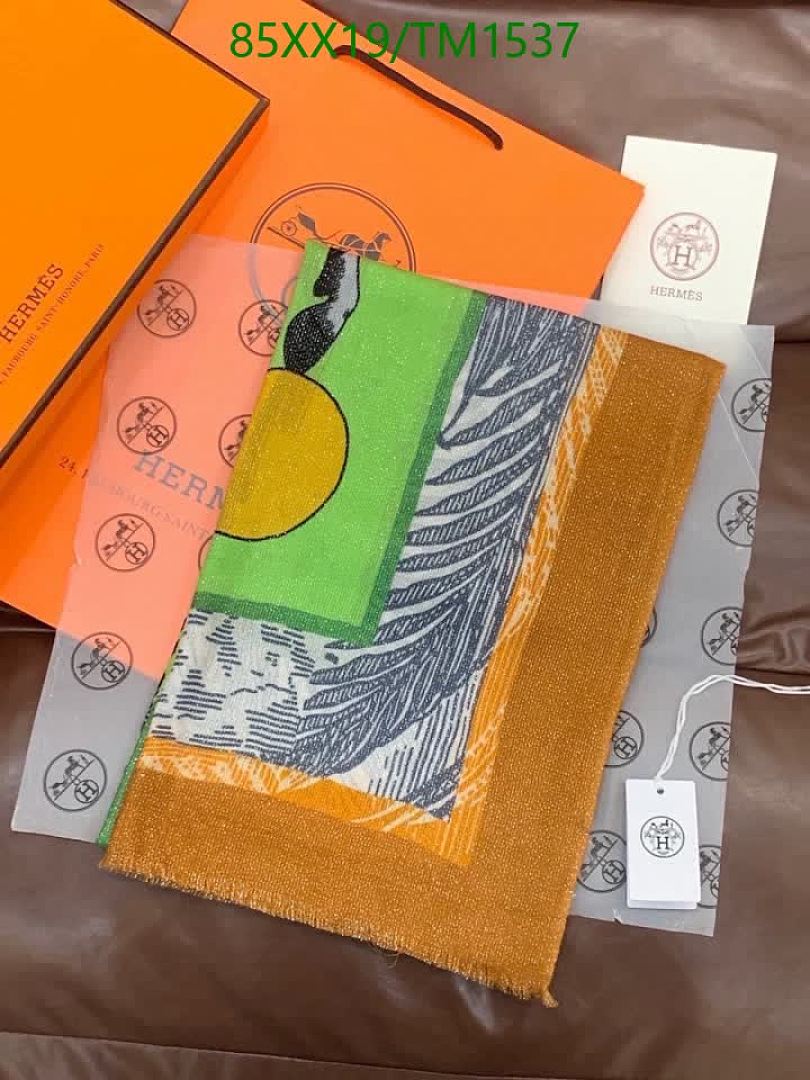 Hermes-Scarf Code: TM1537 $: 85USD