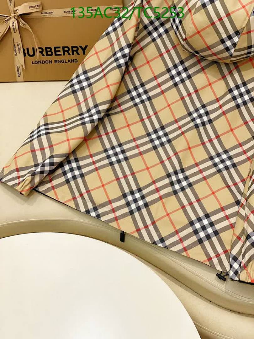 Burberry-Clothing Code: TC5253 $: 135USD