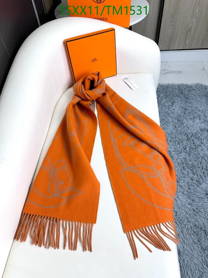 Hermes-Scarf Code: TM1531 $: 55USD