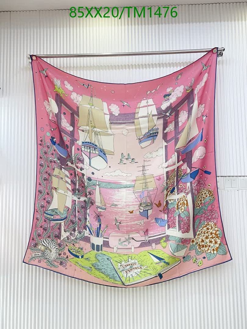 Hermes-Scarf Code: TM1476 $: 85USD