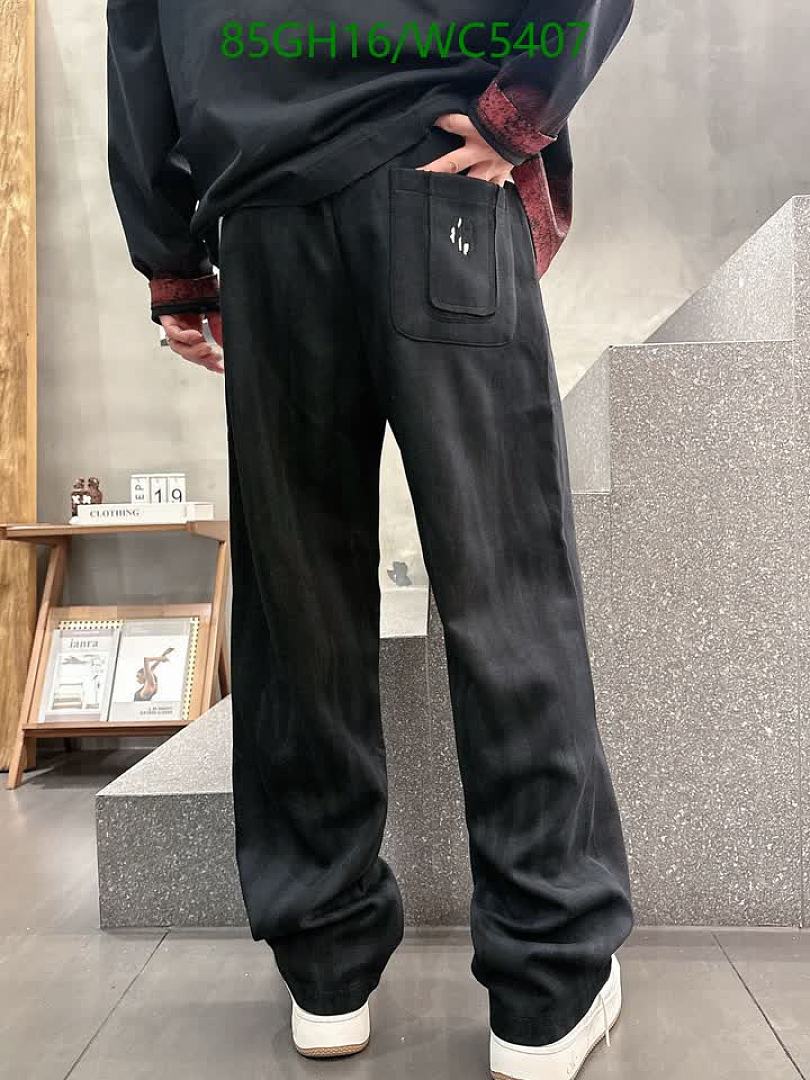 Balenciaga-Clothing Code: WC5407 $: 85USD