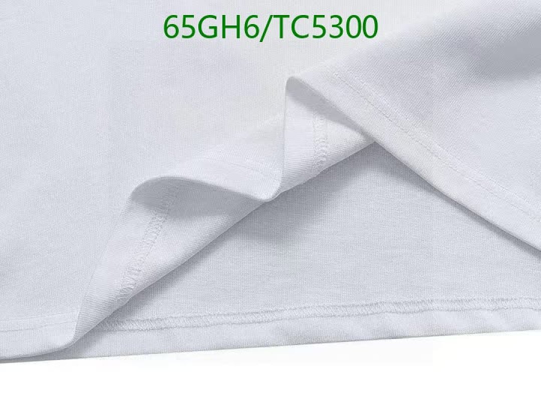 LV-Clothing Code: TC5300 $: 65USD