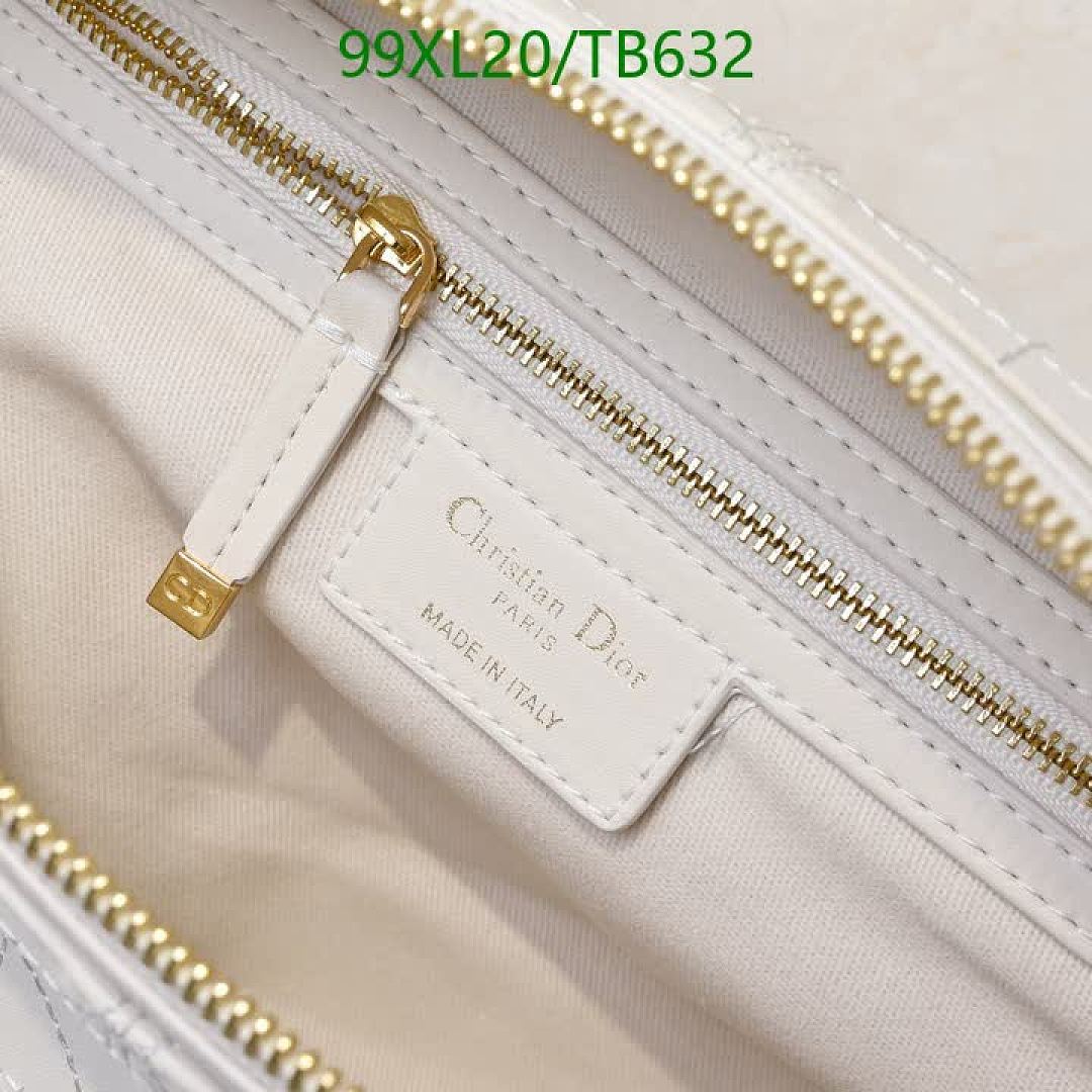 Dior-Bag-4A Quality Code: TB632 $: 99USD