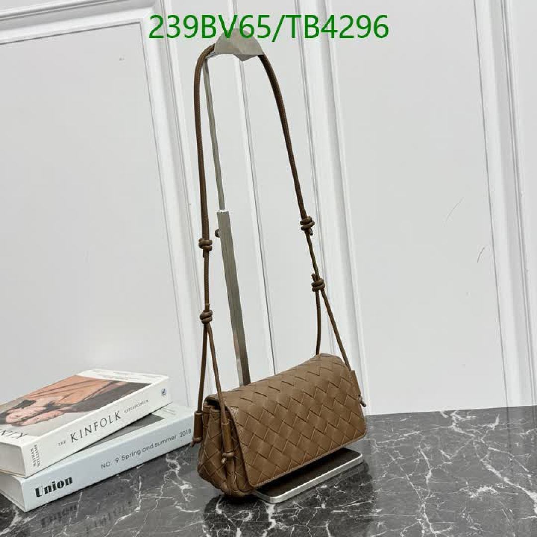 BV-Bag-Mirror Quality Code: TB4296 $: 239USD