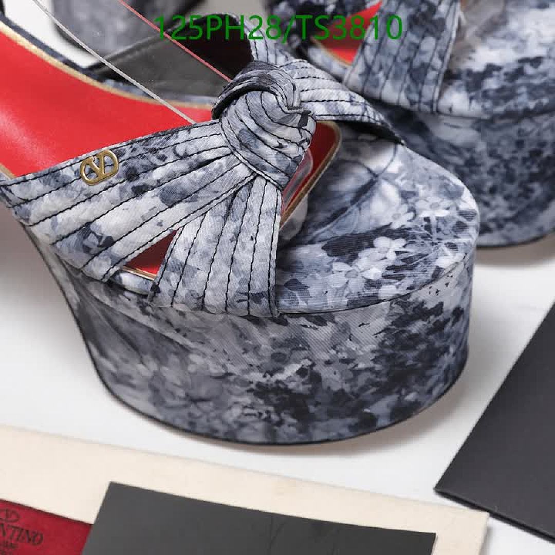 Valentino-Women Shoes Code: TS3810 $: 125USD